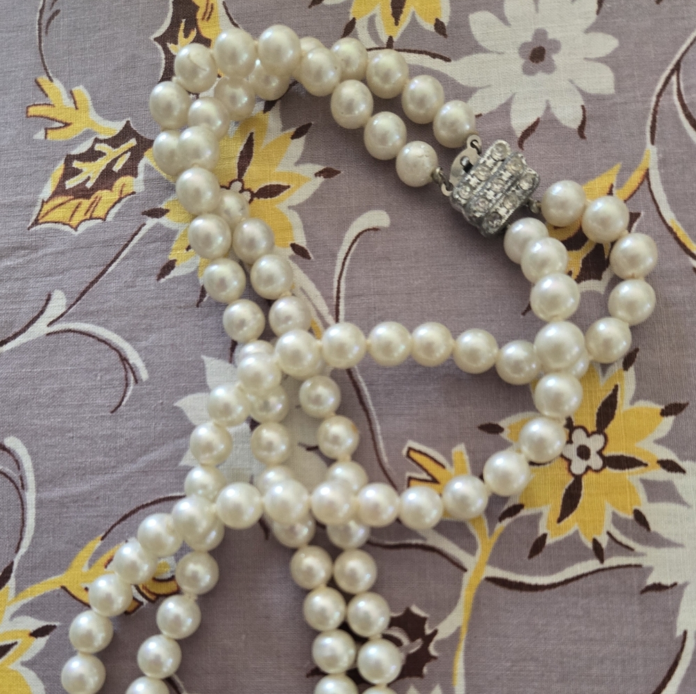 Vintage Costume Jewelry Double Strand Pearls